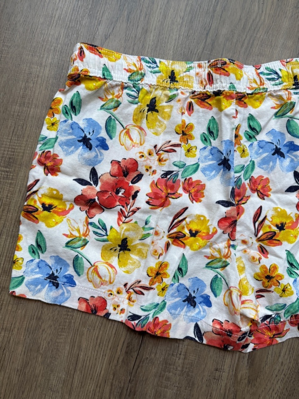 St. John's Bay White Floral Drawstring Linen Shorts - Size Extra Large - Picture 11 of 11
